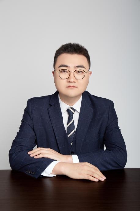 殷春明